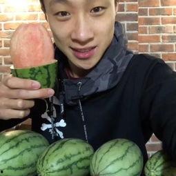 热心市民mini吃瓜,揭秘娱乐圈幕后真相